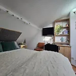 Mika Apartmán *